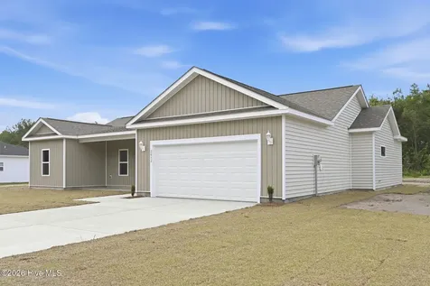 2612 Fountaintown Road Chinquapin NC 28521