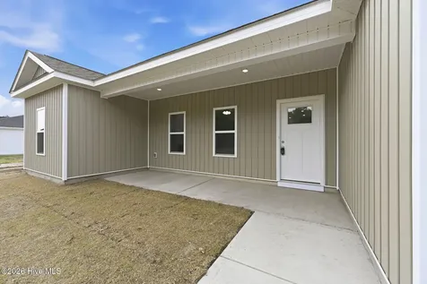 2612 Fountaintown Road Chinquapin NC 28521