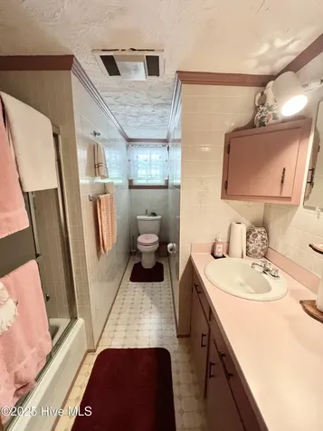 400 W Barnhill Street Everetts NC 27825