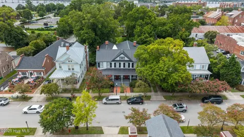 215 Pollock Street New Bern NC 28560