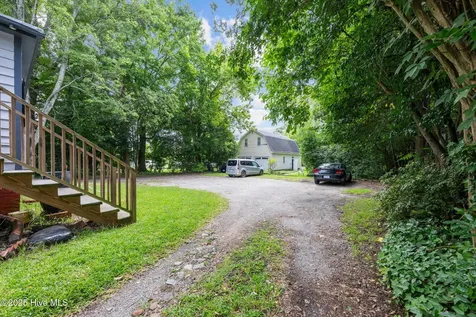 215 Pollock Street New Bern NC 28560
