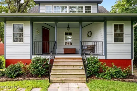 215 Pollock Street New Bern NC 28560