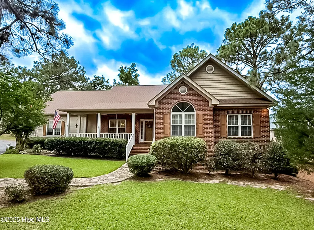 2 Troy Court Pinehurst NC 28374