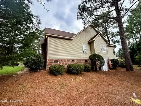 2 Troy Court Pinehurst NC 28374
