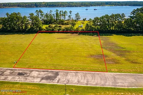 107 Waterway Drive Havelock NC 28532