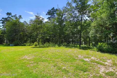 209 Coventry Road Morehead City NC 28557