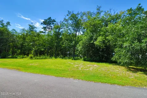 209 Coventry Road Morehead City NC 28557