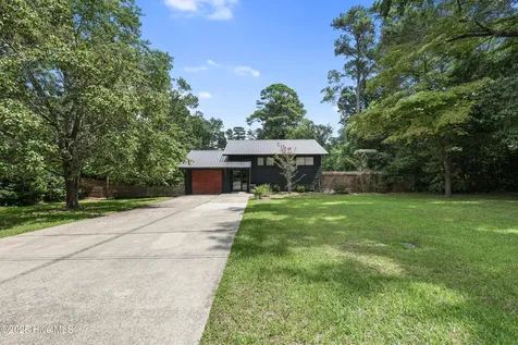 627 Jennings Drive Wilmington NC 28403