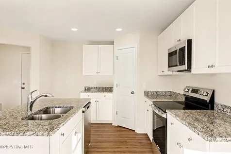 45 E Emily Gardens Drive Selma NC 27576