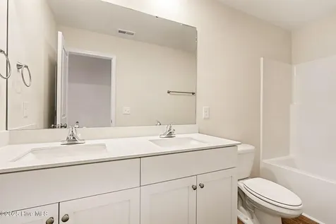 45 E Emily Gardens Drive Selma NC 27576