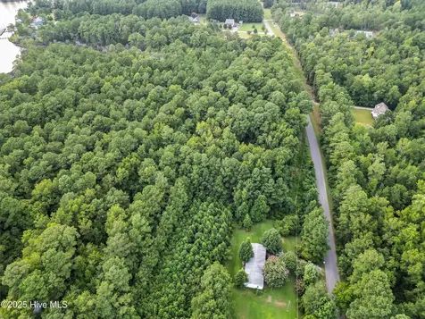 1 Winchester Way Merritt NC 28556