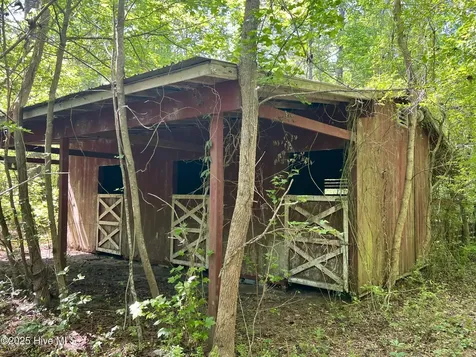 624 Dismal Road Hallsboro NC 28442