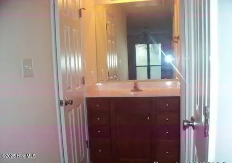 904 Persimmon Place Winterville NC 28590