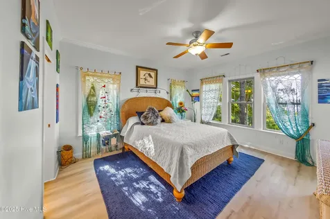 452 Indian Bluff Drive Arapahoe NC 28510