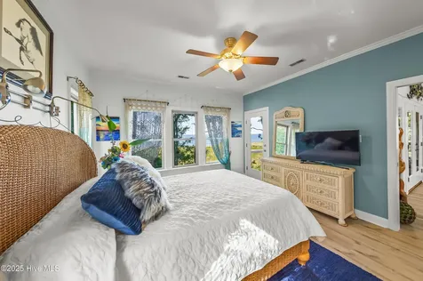 452 Indian Bluff Drive Arapahoe NC 28510