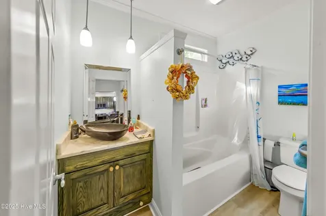 452 Indian Bluff Drive Arapahoe NC 28510