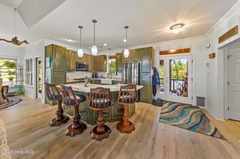 452 Indian Bluff Drive Arapahoe NC 28510