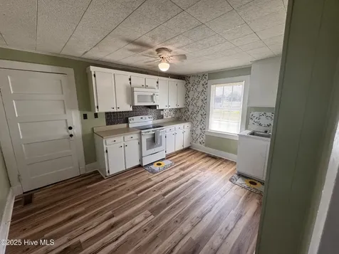 107 S Mccaskey Road Williamston NC 27892
