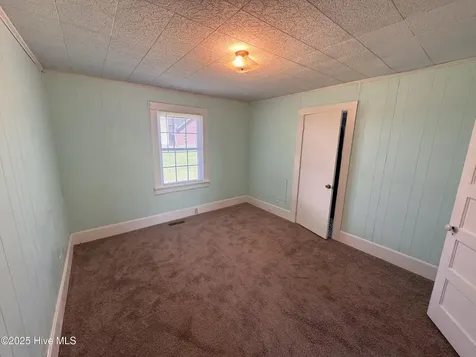 107 S Mccaskey Road Williamston NC 27892