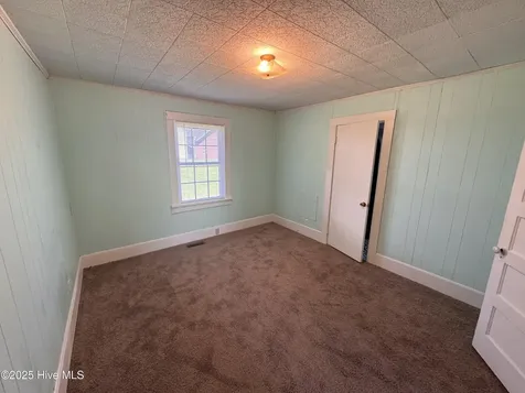 107 S Mccaskey Road Williamston NC 27892