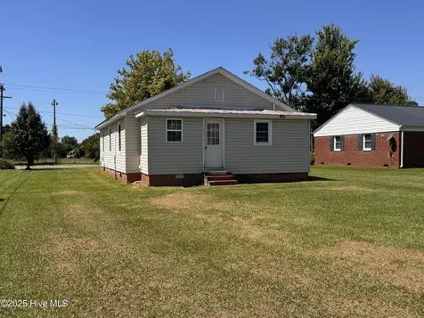 107 S Mccaskey Road Williamston NC 27892