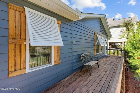 211 NE 55th Street Oak Island NC 28465