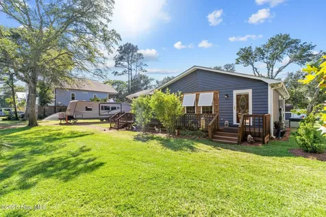 211 NE 55th Street Oak Island NC 28465