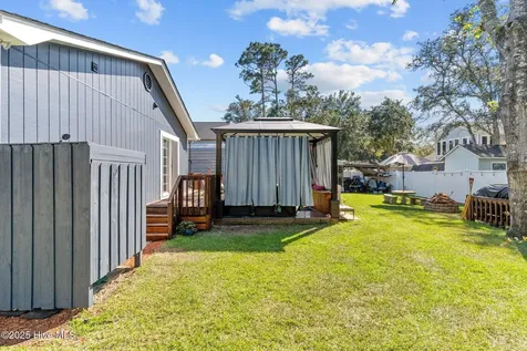 211 NE 55th Street Oak Island NC 28465