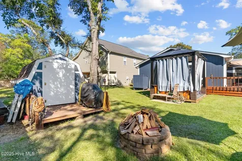 211 NE 55th Street Oak Island NC 28465