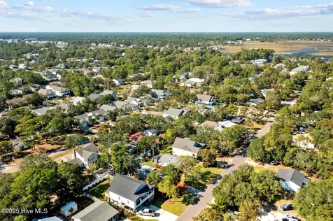 211 NE 55th Street Oak Island NC 28465