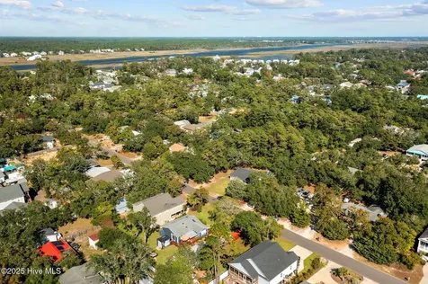 211 NE 55th Street Oak Island NC 28465