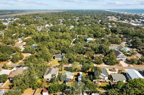 211 NE 55th Street Oak Island NC 28465