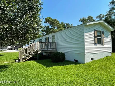 108 Conch Court Gloucester NC 28528
