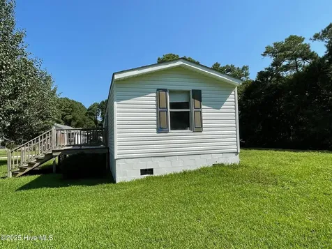 108 Conch Court Gloucester NC 28528