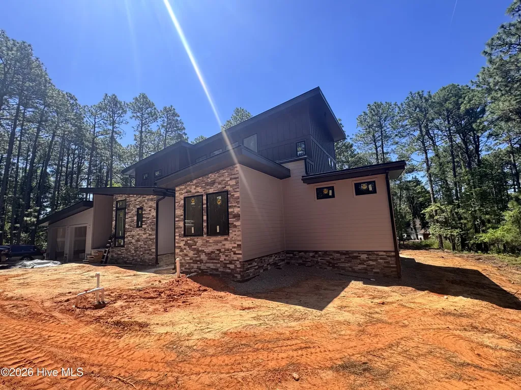 239 Hill Road Southern Pines NC 28387