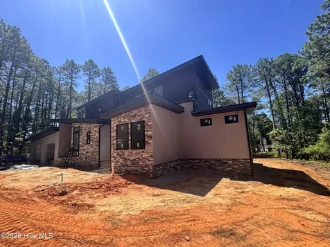 239 Hill Road Southern Pines NC 28387