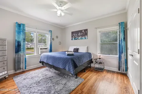 827 Colonial Drive Wilmington NC 28403