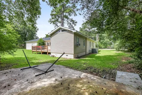 827 Colonial Drive Wilmington NC 28403
