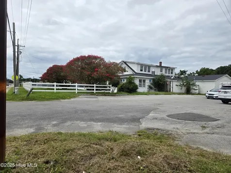 3110 Bridges Street Morehead City NC 28557
