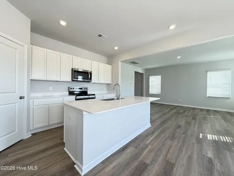 1102 Hanson Drive Leland NC 28451