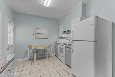 1406 Evans Street Morehead City NC 28557