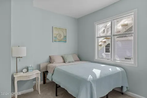 1406 Evans Street Morehead City NC 28557