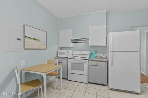 1406 Evans Street Morehead City NC 28557