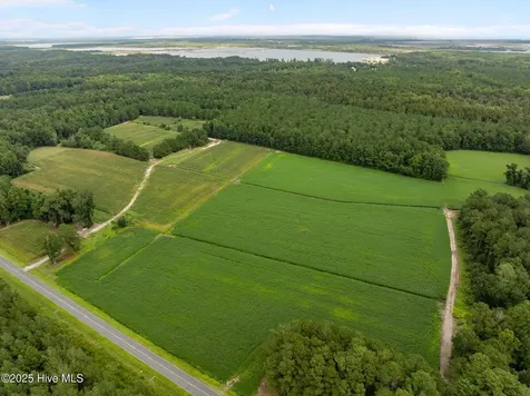 0 Sr 1932 Aurora NC 27806