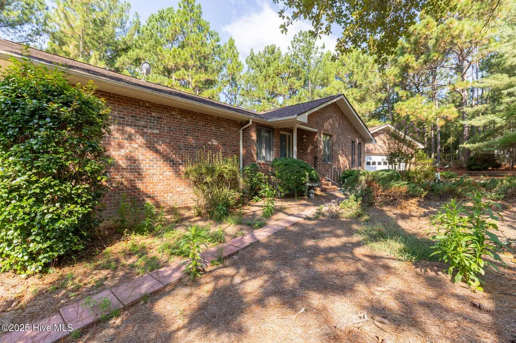241 Firetree Lane West End NC 27376