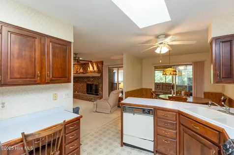 241 Firetree Lane West End NC 27376
