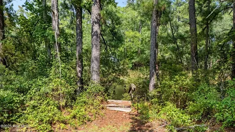 809 Sailhaven Drive Oriental NC 28571