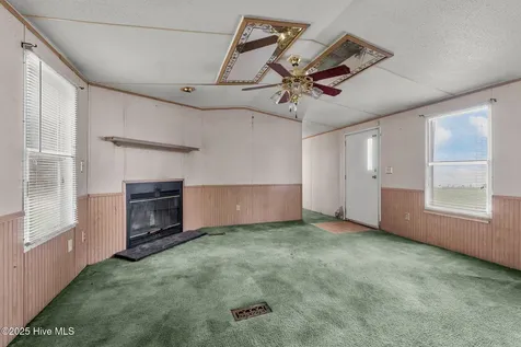 148 Rhodes Drive Columbia NC 27925