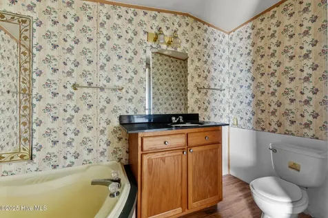 148 Rhodes Drive Columbia NC 27925