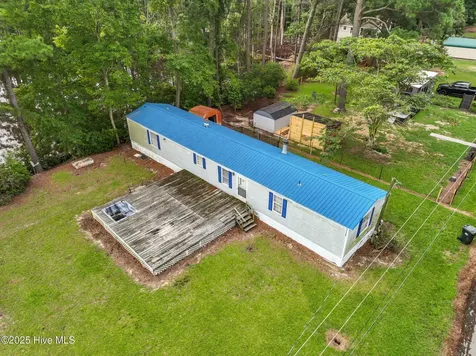 148 Rhodes Drive Columbia NC 27925